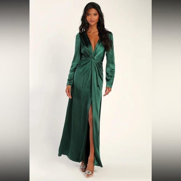 Lulus Dresses & Skirts - Lulus Emerald Green Satin Long Sleeve Maxi Dress XS